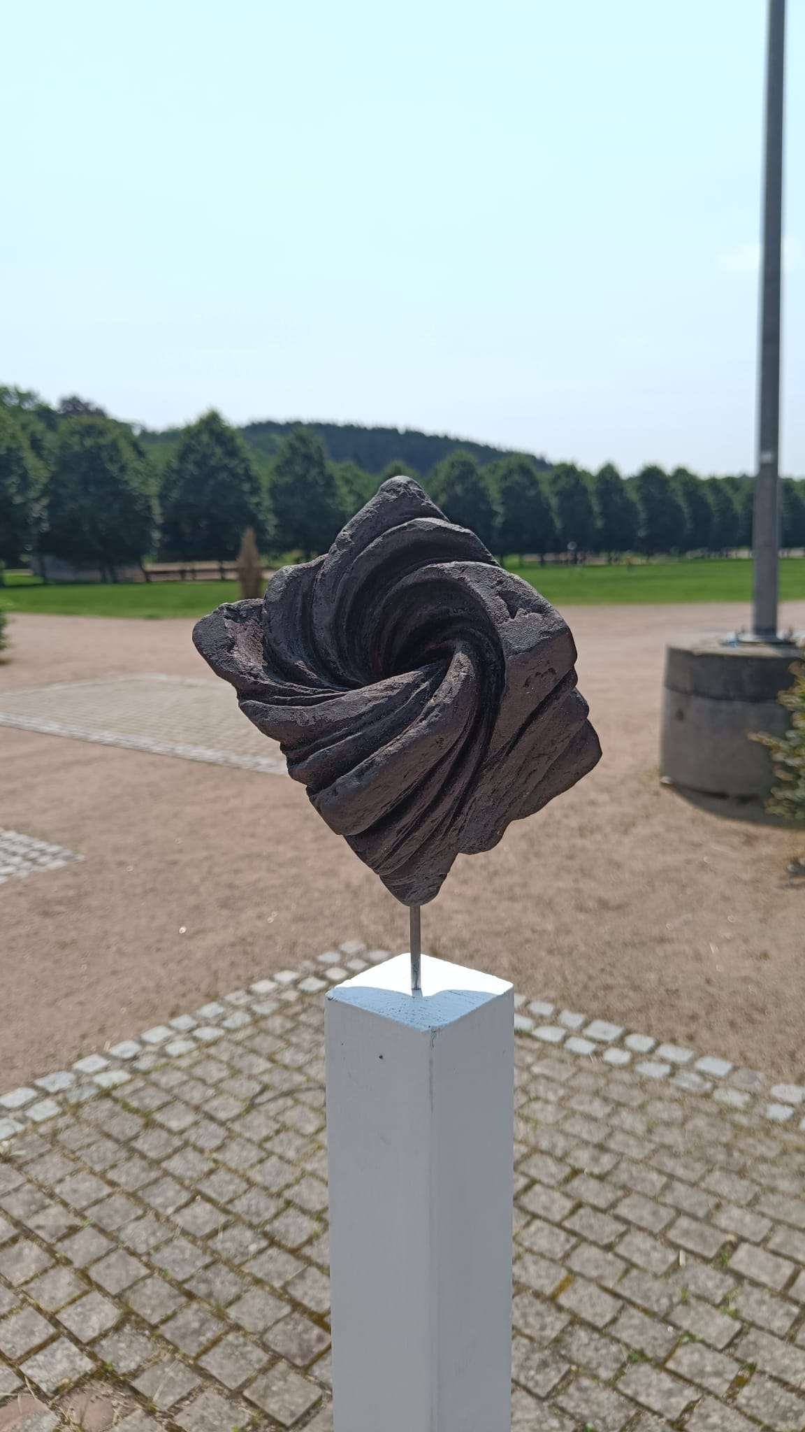 Sculpture Cube Floral